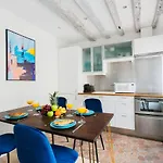 Sentier - Le Marais Private Apartment
